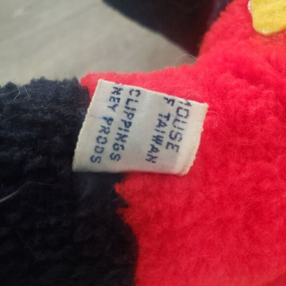 Vintage Mickey Mouse Walt Disney Productions 14" Plush Shredded Clippings Fill - Picture 9 of 9